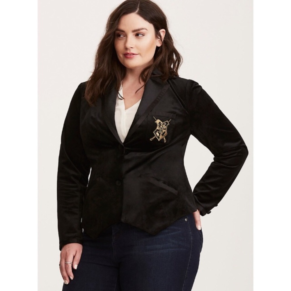 TORRID HARRY POTTER HOGWARTS VELVET BLAZER